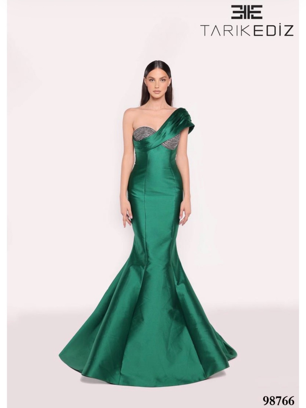 TARIK EDIZ Louisa Gown, a perfect mermaid style in emerald taffeta - Picture 3 of 12